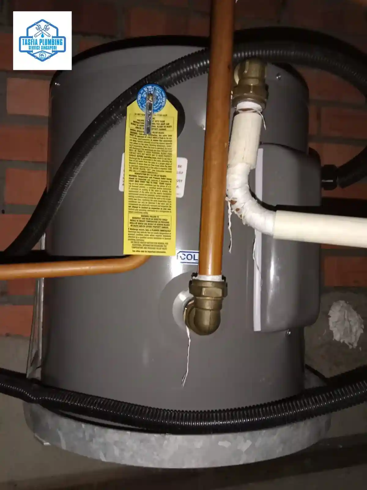 Admin/Blog/Details/Water heater repair  (1).webp